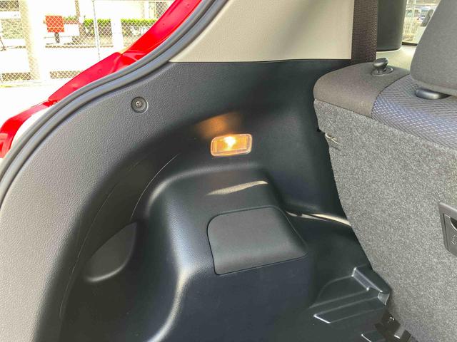 ヴィッツ１．３Ｆ　ＬＥＤエディションナビ／ワンセグＴＶ／ＢＴ　ＡＵＸ接続　バックカメラ　ドラレコ　ＥＴＣ　ＴｏｙｏｔａＳａｆｅｔｙＳｅｎｃｅ　オートライト　オートハイビーム　ＬＥＤヘッドライト　社外アルミ　スマートキー　盗難防止アラーム（千葉県）の中古車