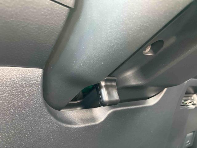 ヴィッツ１．３Ｆ　ＬＥＤエディションナビ／ワンセグＴＶ／ＢＴ　ＡＵＸ接続　バックカメラ　ドラレコ　ＥＴＣ　ＴｏｙｏｔａＳａｆｅｔｙＳｅｎｃｅ　オートライト　オートハイビーム　ＬＥＤヘッドライト　社外アルミ　スマートキー　盗難防止アラーム（千葉県）の中古車