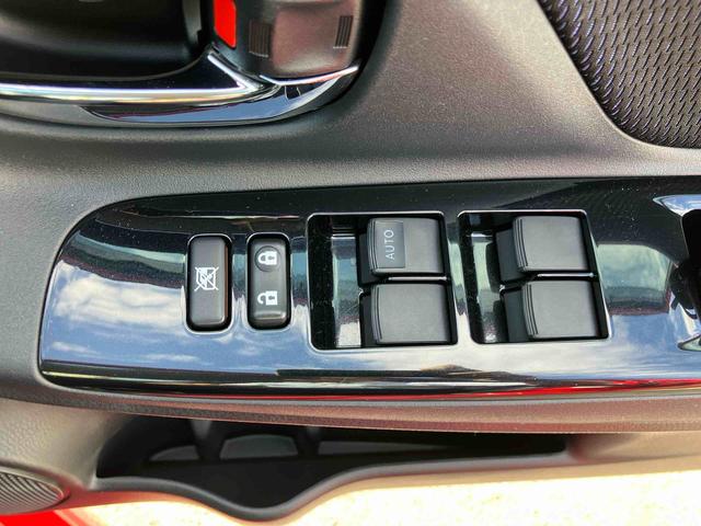ヴィッツ１．３Ｆ　ＬＥＤエディションナビ／ワンセグＴＶ／ＢＴ　ＡＵＸ接続　バックカメラ　ドラレコ　ＥＴＣ　ＴｏｙｏｔａＳａｆｅｔｙＳｅｎｃｅ　オートライト　オートハイビーム　ＬＥＤヘッドライト　社外アルミ　スマートキー　盗難防止アラーム（千葉県）の中古車