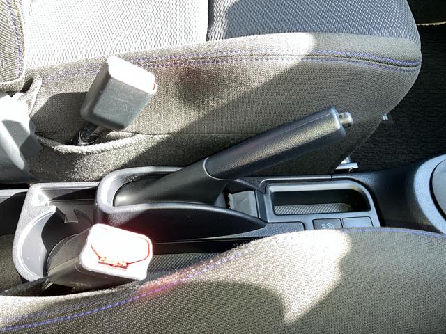 ヴィッツ１．３Ｆ　ＬＥＤエディションナビ／ワンセグＴＶ／ＢＴ　ＡＵＸ接続　バックカメラ　ドラレコ　ＥＴＣ　ＴｏｙｏｔａＳａｆｅｔｙＳｅｎｃｅ　オートライト　オートハイビーム　ＬＥＤヘッドライト　社外アルミ　スマートキー　盗難防止アラーム（千葉県）の中古車