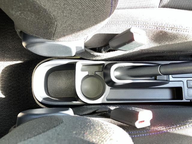 ヴィッツ１．３Ｆ　ＬＥＤエディションナビ／ワンセグＴＶ／ＢＴ　ＡＵＸ接続　バックカメラ　ドラレコ　ＥＴＣ　ＴｏｙｏｔａＳａｆｅｔｙＳｅｎｃｅ　オートライト　オートハイビーム　ＬＥＤヘッドライト　社外アルミ　スマートキー　盗難防止アラーム（千葉県）の中古車