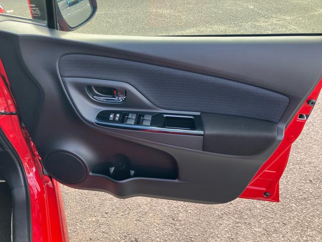 ヴィッツ１．３Ｆ　ＬＥＤエディションナビ／ワンセグＴＶ／ＢＴ　ＡＵＸ接続　バックカメラ　ドラレコ　ＥＴＣ　ＴｏｙｏｔａＳａｆｅｔｙＳｅｎｃｅ　オートライト　オートハイビーム　ＬＥＤヘッドライト　社外アルミ　スマートキー　盗難防止アラーム（千葉県）の中古車