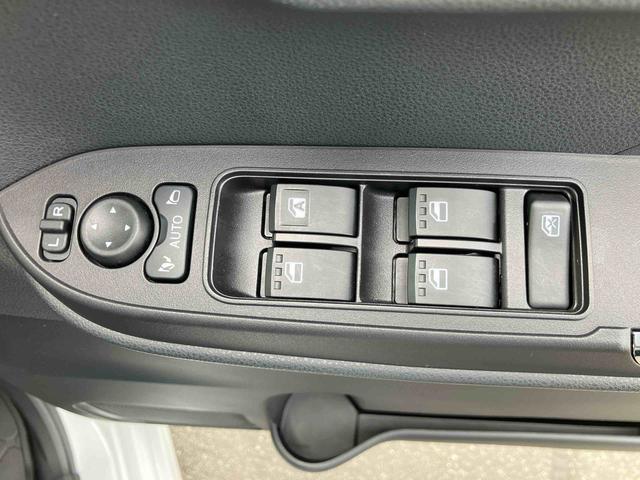 タントカスタムＲＳターボ　１０型ナビ／ＴＶ／ＤＶＤ／ＢＴ／ＵＳＢ　Ｂカメラ　ドラレコ　ＥＴＣ　アダプティブＬＥＤヘッドライト　オートライト　ＬＥＤフォグランプ　両側Ｐスライド　コーナーセンサー　シートヒーター　スマアシ（千葉県）の中古車