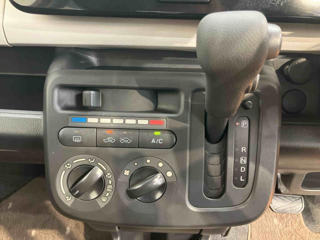 モコＳＣＤラジオチューナー　ＡＵＸ接続　ＥＴＣ　助手席シートアンダーボックス　キーレスエントリー　助手席シートバックポケット　シートベルトアンカーアジャスター　マニュアルレベリング機能付ハロゲンヘッドライト（千葉県）の中古車