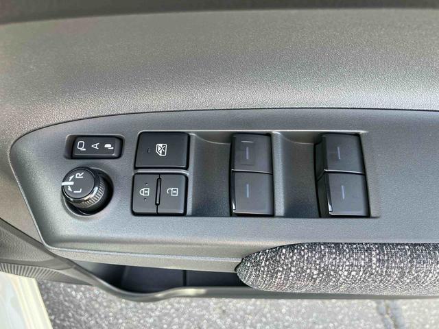 シエンタハイブリッドＺハイブリッド　１０．５インチディスプレイオーディオ　ナビ／ＴＶ／ＢＴ／ＵＳＢ　アドバンスドパーク　パノラミックビューモニター　前後ドラレコ　ＥＴＣ　全車速追従クルコン　オートライト　ＬＥＤヘッドライト（千葉県）の中古車