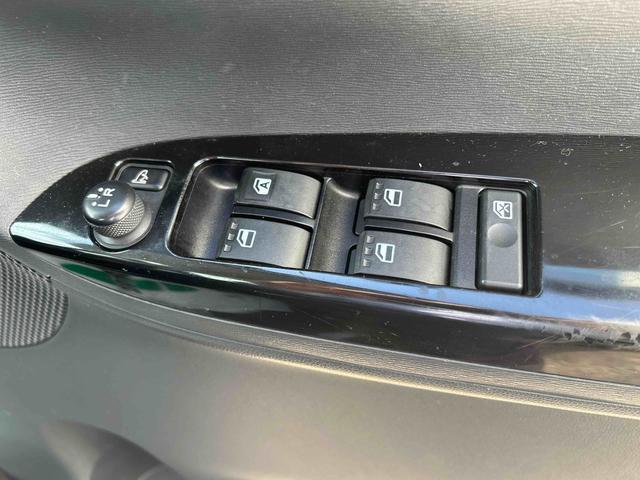 タントカスタムＲＳ　スマートセレクションＳＡナビゲーション・バックカメラ・ＬＥＤヘッドライト・プッシュボタンエンジンスタート・両側パワースライドドア・アルミホイール・オートライト・オートエアコン・低速域衝突被害軽減ブレーキ（千葉県）の中古車