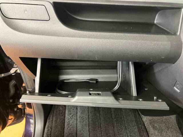 タントカスタムＲＳ　スマートセレクションＳＡナビゲーション・バックカメラ・ＬＥＤヘッドライト・プッシュボタンエンジンスタート・両側パワースライドドア・アルミホイール・オートライト・オートエアコン・低速域衝突被害軽減ブレーキ（千葉県）の中古車