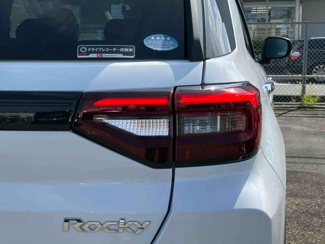ロッキープレミアム　４ＷＤターボ　４ＷＤ　ナビ／ＴＶ／ＤＶＤ／ＵＳＢ／ＢＴ　全周囲カメラ　アダプティブＬＥＤヘッドライト　オートライト　全車速追従クルコン　コーナーセンサー　シートヒーター　スマアシ　アルミホイール　キーフリー（千葉県）の中古車
