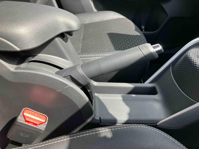 ロッキープレミアム　４ＷＤターボ　４ＷＤ　ナビ／ＴＶ／ＤＶＤ／ＵＳＢ／ＢＴ　全周囲カメラ　アダプティブＬＥＤヘッドライト　オートライト　全車速追従クルコン　コーナーセンサー　シートヒーター　スマアシ　アルミホイール　キーフリー（千葉県）の中古車