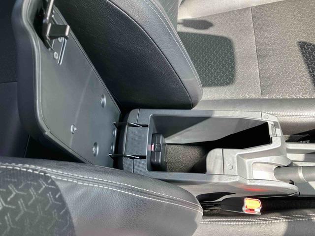 ロッキープレミアム　４ＷＤターボ　４ＷＤ　ナビ／ＴＶ／ＤＶＤ／ＵＳＢ／ＢＴ　全周囲カメラ　アダプティブＬＥＤヘッドライト　オートライト　全車速追従クルコン　コーナーセンサー　シートヒーター　スマアシ　アルミホイール　キーフリー（千葉県）の中古車