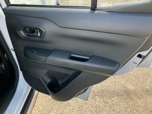 ロッキープレミアム　４ＷＤターボ　４ＷＤ　ナビ／ＴＶ／ＤＶＤ／ＵＳＢ／ＢＴ　全周囲カメラ　アダプティブＬＥＤヘッドライト　オートライト　全車速追従クルコン　コーナーセンサー　シートヒーター　スマアシ　アルミホイール　キーフリー（千葉県）の中古車