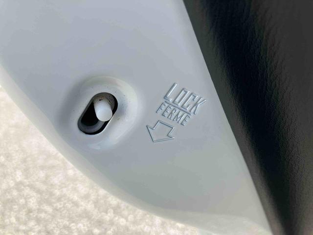 デミオＸＤツーリング　Ｌパッケージナビ／ＴＶ／ＤＶＤ／ＢＴ／ＵＳＢ　ＡＵＸ接続　バックカメラ　ＥＴＣ　衝突軽減ブレーキ　オートライト　オートエアコン　コーナーセンサー　スマートキー　革巻ステアリング　パドルシフト　アルミホイール（千葉県）の中古車