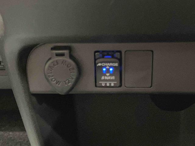 ムーヴキャンバスXメイクアップリミテッド SAIIIパノラマカメラ連動フルセグナビ USB接続 ブルートゥース対応 フロント.リヤドライブレコーダー連動 TVナビキット ETC 置きラクボックス オートライト オートハイビーム 両側電動スライドドア(千葉県)の中古車