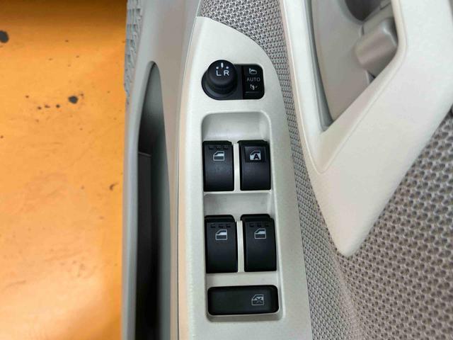 ムーヴＸ　ＳＡIIバックカメラ連動フルセグナビ　ＵＳＢ接続　ブルートゥース対応　ＥＴＣ　衝突被害軽減ブレーキ　横滑り防止装置　アイドリングストップ機構　プッシュエンジンスタート　キーフリーシステム　オートエアコン（千葉県）の中古車