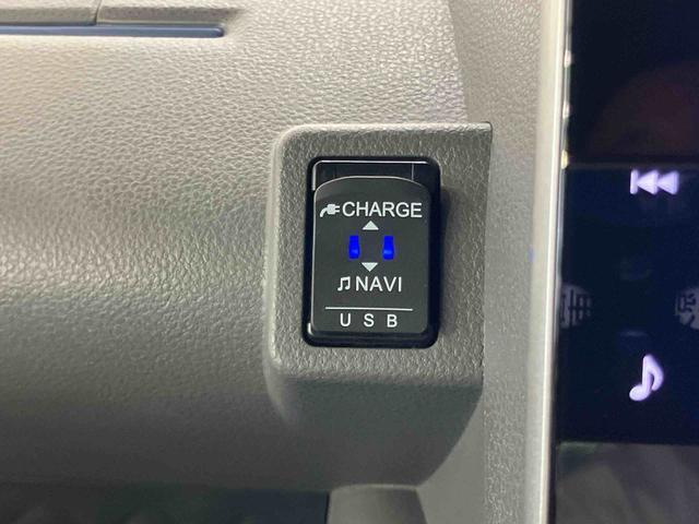 タントカスタムＲＳバックカメラ連動９インチフルセグナビ　ＵＳＢ接続　ブルートゥース対応　フロント．リヤドライブレコーダー連動　ＥＴＣ　前席シートヒーター　バックドア大型スポイラー　バックドアメッキセンターガーニッシュ（千葉県）の中古車