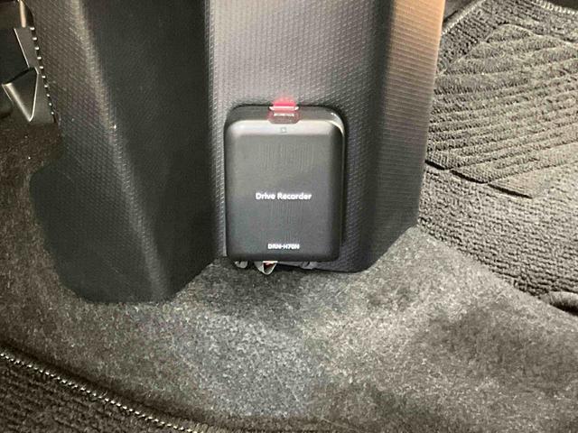 タントカスタムＲＳバックカメラ連動９インチフルセグナビ　ＵＳＢ接続　ブルートゥース対応　フロント．リヤドライブレコーダー連動　ＥＴＣ　前席シートヒーター　バックドア大型スポイラー　バックドアメッキセンターガーニッシュ（千葉県）の中古車