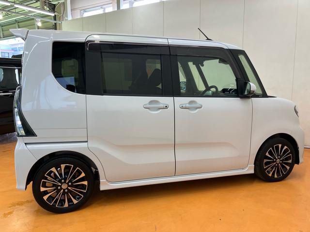 タントカスタムＲＳバックカメラ連動９インチフルセグナビ　ＵＳＢ接続　ブルートゥース対応　フロント．リヤドライブレコーダー連動　ＥＴＣ　前席シートヒーター　バックドア大型スポイラー　バックドアメッキセンターガーニッシュ（千葉県）の中古車