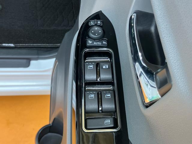 タントカスタムＲＳバックカメラ連動９インチフルセグナビ　ＵＳＢ接続　ブルートゥース対応　フロント．リヤドライブレコーダー連動　ＥＴＣ　前席シートヒーター　バックドア大型スポイラー　バックドアメッキセンターガーニッシュ（千葉県）の中古車