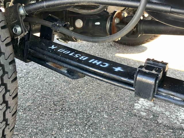 ハイゼットトラックスタンダード荷台三方開　オートライト　オートハイビーム　前後コーナーセンサー　衝突被害軽減ブレーキ　横滑防止装置　アイドリングストップ　マニュアルエアコン　ハロゲンヘッドランプ　バッテリーカバー　ＡＭ／ＦＭラジオ（千葉県）の中古車