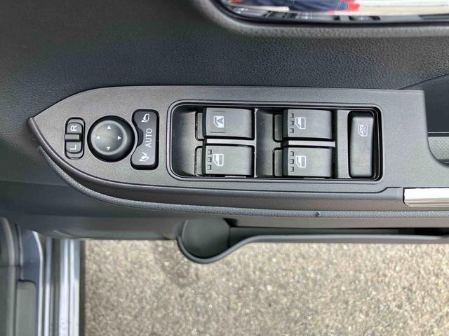 タントカスタムＲＳターボエンジン　１５インチアルミ　バックカメラ　両側電動スライドドア　シートヒーター　電動駐車ブレーキ　ＬＥＤライト＆フォグ　上下２段調節式デッキボード　コーナーセンサー　衝突被害軽減ブレーキ（千葉県）の中古車