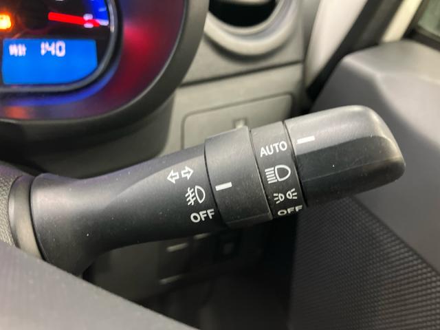 ムーヴカスタム　Ｘトップシェイドガラス　ＣＤ／ＵＳＢ　ＡＵＸ接続　オートライト　ＬＥＤヘッドライト　オートエアコン　アルミホイール　プッシュスタート　キーフリーシステム　足踏み式駐車ブレーキ　アイドリングストップ（千葉県）の中古車