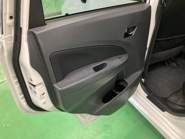 ムーヴカスタム　Ｘトップシェイドガラス　ＣＤ／ＵＳＢ　ＡＵＸ接続　オートライト　ＬＥＤヘッドライト　オートエアコン　アルミホイール　プッシュスタート　キーフリーシステム　足踏み式駐車ブレーキ　アイドリングストップ（千葉県）の中古車