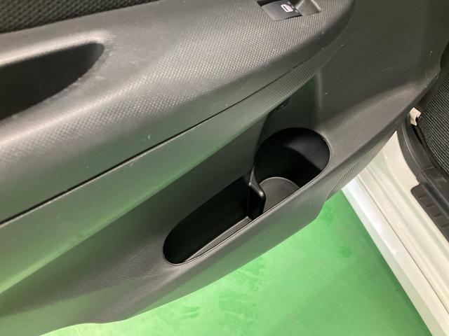 ムーヴカスタム　Ｘトップシェイドガラス　ＣＤ／ＵＳＢ　ＡＵＸ接続　オートライト　ＬＥＤヘッドライト　オートエアコン　アルミホイール　プッシュスタート　キーフリーシステム　足踏み式駐車ブレーキ　アイドリングストップ（千葉県）の中古車
