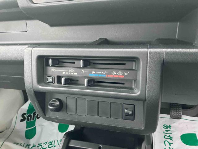 ハイゼットトラックスタンダード５速マニュアル　２ＷＤ　ＡＭ／ＦＭラジオ　マニュアルエアコン　ハロゲンヘッドライト（千葉県）の中古車