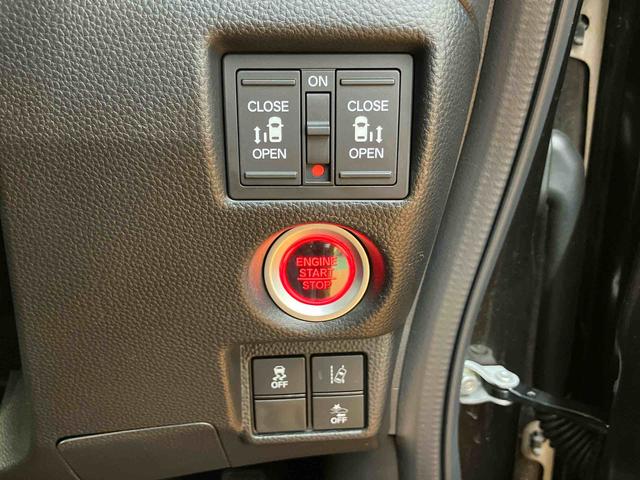 N−BOXカスタムG・EX ホンダセンシング8型ナビ/TV/DVD/BT/USB Bカメラ ETC ドラレコ 全車速追従クルコン LEDヘッドライト オートライト オートハイビーム 衝突軽減ブレーキ 両側電動スライドドア ハーフシェイドガラス(千葉県)の中古車