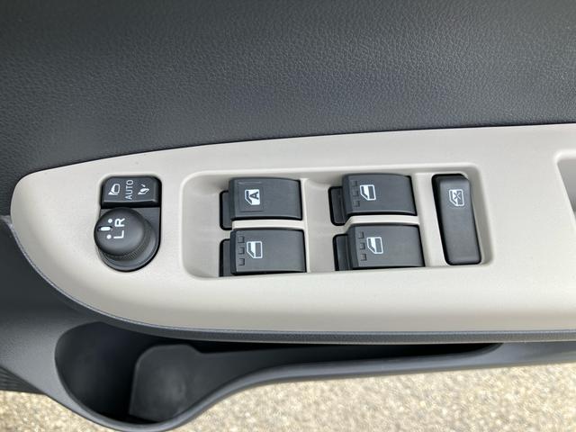 ブーンシルク Gパッケージ SAIIIナビ/TV/DVD/BT/USB Bカメラ 前後ドラレコ ETC LEDヘッドライト オートライト オートハイビーム 運転席シートヒーター スマアシ コーナーセンサー 盗難防止アラーム アルミホイール(千葉県)の中古車