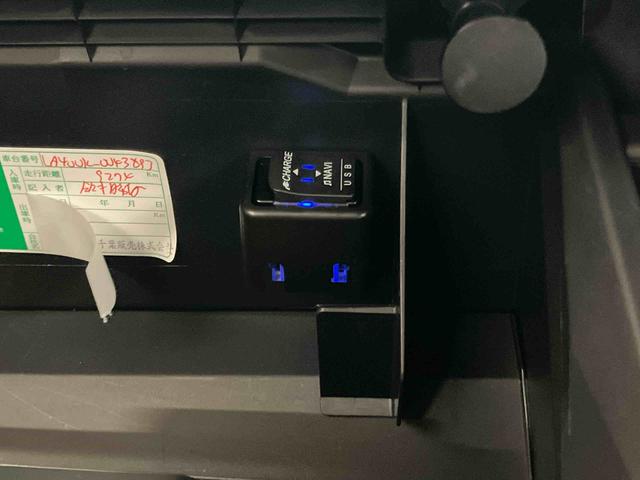 コペンローブバックカメラ連動フルセグナビ　ＵＳＢ接続　ブルートゥース対応　ＥＴＣ　アイドリングストップ　横滑り防止装置　前席シートヒーター　プッシュエンジンスタート　キーフリーシステム　バックパネルポケット（千葉県）の中古車