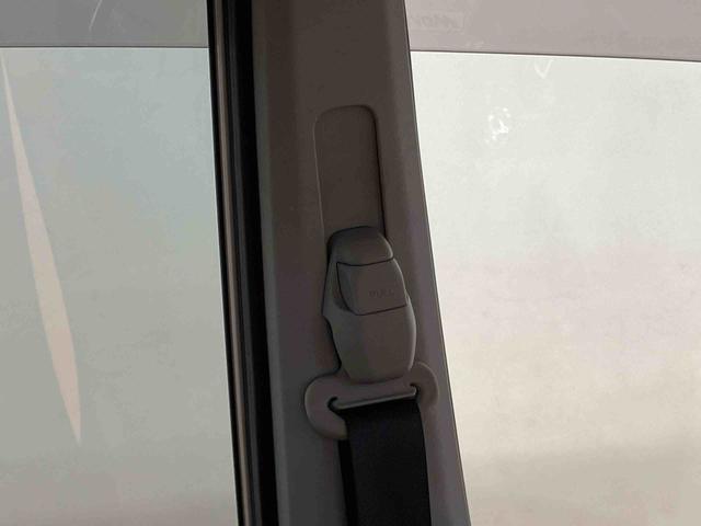 ムーヴＬ　スマートセレクションＳＡ衝突被害軽減ブレーキ　横滑り防止装置　アイドリングストップ　ＣＤラジオチューナー　ＡＵＸ接続　チルトステアリング　運転席シートリフター　バニティーミラー付き左右サンバイザー　助手席シートアンダートレイ（千葉県）の中古車