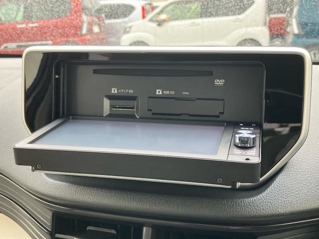 ムーヴＸ　ＳＡIIナビ／ＴＶ／ＤＶＤ／ＢＴ／ＵＳＢ　バックカメラ　トップシェイドガラス　アルミホイール　オートライト　スマアシ　横滑り防止装置　オートエアコン　キーフリーシステム　プッシュスタート　盗難防止アラーム（千葉県）の中古車