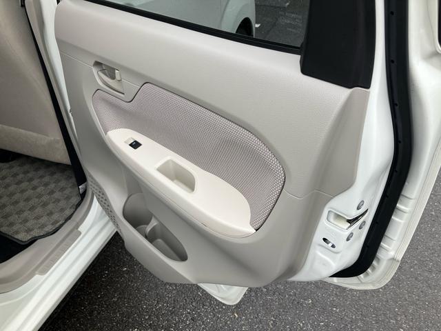 ムーヴＸ　ＳＡIIナビ／ＴＶ／ＤＶＤ／ＢＴ／ＵＳＢ　バックカメラ　トップシェイドガラス　アルミホイール　オートライト　スマアシ　横滑り防止装置　オートエアコン　キーフリーシステム　プッシュスタート　盗難防止アラーム（千葉県）の中古車