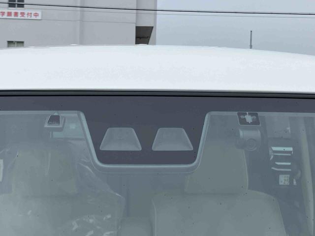 ムーヴキャンバスＧメイクアップリミテッド　ＳＡIIIパノラマカメラ連動フルセグナビ　ＵＳＢ接続　ブルートゥース対応　フロント．リヤドライブレコーダー連動　ＥＴＣ　衝突被害軽減ブレーキ　横滑り防止装置　アイドリングストップ機構　置きラクボックス（千葉県）の中古車