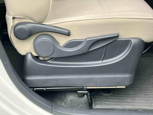 ムーヴキャンバスＧメイクアップリミテッド　ＳＡIIIパノラマカメラ連動フルセグナビ　ＵＳＢ接続　ブルートゥース対応　フロント．リヤドライブレコーダー連動　ＥＴＣ　衝突被害軽減ブレーキ　横滑り防止装置　アイドリングストップ機構　置きラクボックス（千葉県）の中古車