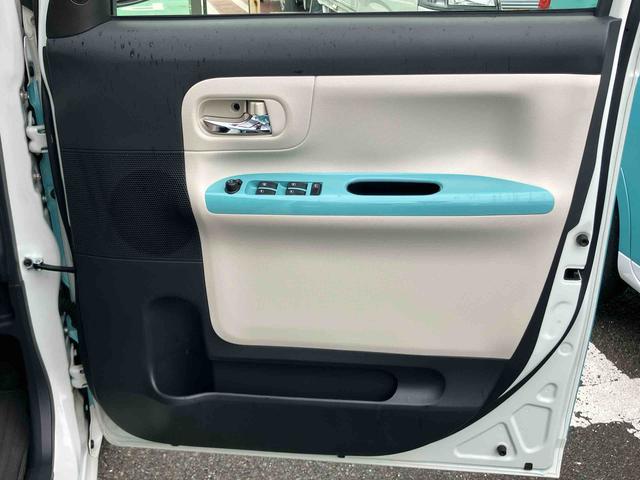 ムーヴキャンバスＧメイクアップリミテッド　ＳＡIIIパノラマカメラ連動フルセグナビ　ＵＳＢ接続　ブルートゥース対応　フロント．リヤドライブレコーダー連動　ＥＴＣ　衝突被害軽減ブレーキ　横滑り防止装置　アイドリングストップ機構　置きラクボックス（千葉県）の中古車