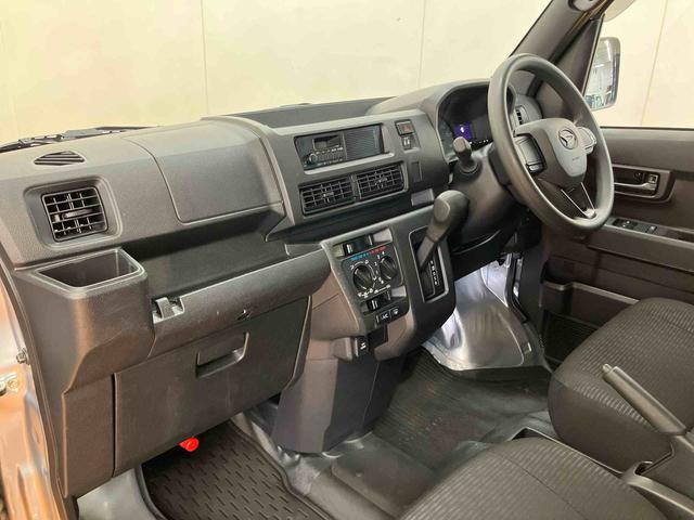 ハイゼットカーゴデラックス衝突回避支援システム　横滑り防止装置　アイドリングストップ　オートライト　オートハイビーム　ＬＥＤヘッドライト　オーバーヘッドシェルフ　キーレスエントリー　前席パワーウインドウ　前後コーナーセンサー（千葉県）の中古車