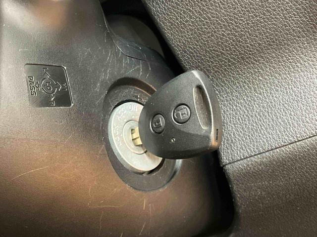 ハイゼットカーゴデラックス衝突回避支援システム　横滑り防止装置　アイドリングストップ　オートライト　オートハイビーム　ＬＥＤヘッドライト　オーバーヘッドシェルフ　キーレスエントリー　前席パワーウインドウ　前後コーナーセンサー（千葉県）の中古車