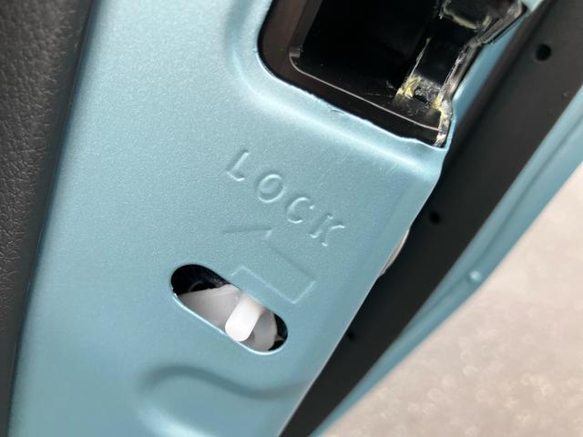 ミライースＸ　ＳＡIII衝突被害軽減ブレーキ　横滑り防止装置　前後コーナーセンサー　ＬＥＤヘッドライト　オートライト　オートハイビーム　電動格納ドアミラー　スモークガラス　キーレス　サイドレバー式駐車ブレーキ　盗難防止警報（千葉県）の中古車