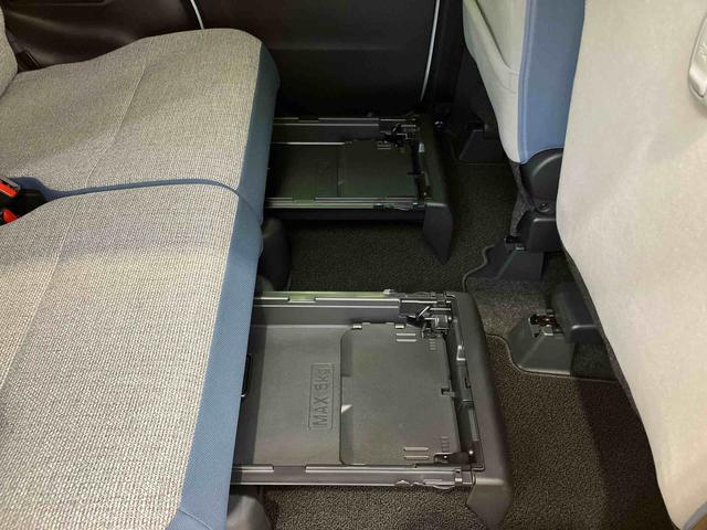 ムーヴキャンバスストライプスＧ置きラクボックス　ホットカップホルダー　前席シートヒーター　ホールド機能付き電動パーキングブレーキ　前後コーナーセンサー　オートライト　オートハイビーム　ＬＥＤヘッドライト　ショッピングフック（千葉県）の中古車