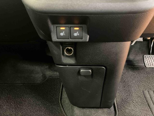 ムーヴキャンバスストライプスＧ置きラクボックス　ホットカップホルダー　前席シートヒーター　ホールド機能付き電動パーキングブレーキ　前後コーナーセンサー　オートライト　オートハイビーム　ＬＥＤヘッドライト　ショッピングフック（千葉県）の中古車
