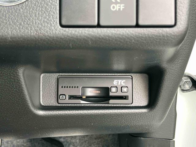 アルトターボＲＳベースグレード　４ＷＤターボ　４ＷＤ　ナビ／ＴＶ／ＤＶＤ／ＢＴ／ＵＳＢ　バックカメラ　ＥＴＣ　オートライト　プロジェクター式ＨＩＤヘッドライト　シートヒーター　アルミホイール　衝突軽減ブレーキ　横滑り防止装置　パドルシフト（千葉県）の中古車