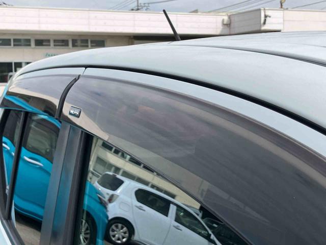 アルトターボＲＳベースグレード　４ＷＤターボ　４ＷＤ　ナビ／ＴＶ／ＤＶＤ／ＢＴ／ＵＳＢ　バックカメラ　ＥＴＣ　オートライト　プロジェクター式ＨＩＤヘッドライト　シートヒーター　アルミホイール　衝突軽減ブレーキ　横滑り防止装置　パドルシフト（千葉県）の中古車