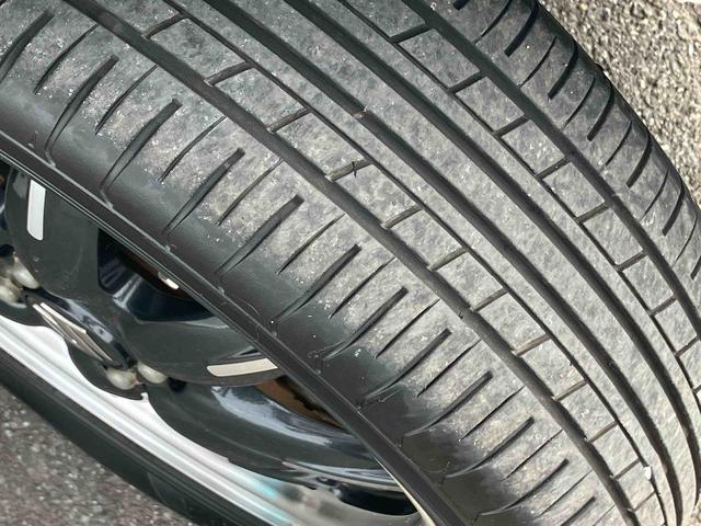 アルトターボＲＳベースグレード　４ＷＤターボ　４ＷＤ　ナビ／ＴＶ／ＤＶＤ／ＢＴ／ＵＳＢ　バックカメラ　ＥＴＣ　オートライト　プロジェクター式ＨＩＤヘッドライト　シートヒーター　アルミホイール　衝突軽減ブレーキ　横滑り防止装置　パドルシフト（千葉県）の中古車
