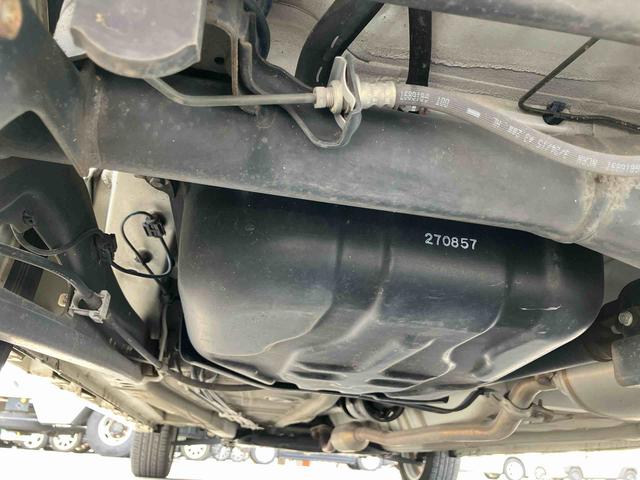 アルトターボＲＳベースグレード　４ＷＤターボ　４ＷＤ　ナビ／ＴＶ／ＤＶＤ／ＢＴ／ＵＳＢ　バックカメラ　ＥＴＣ　オートライト　プロジェクター式ＨＩＤヘッドライト　シートヒーター　アルミホイール　衝突軽減ブレーキ　横滑り防止装置　パドルシフト（千葉県）の中古車