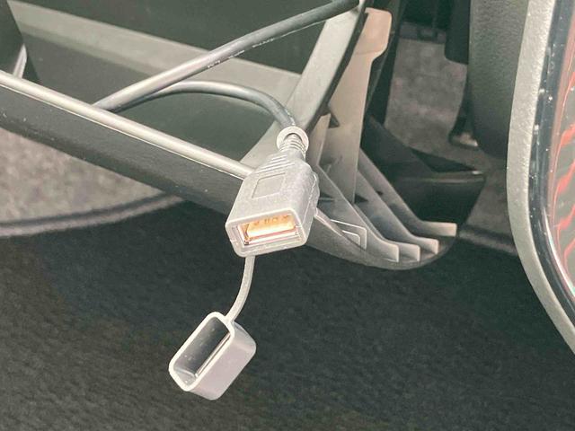 アルトターボＲＳベースグレード　４ＷＤターボ　４ＷＤ　ナビ／ＴＶ／ＤＶＤ／ＢＴ／ＵＳＢ　バックカメラ　ＥＴＣ　オートライト　プロジェクター式ＨＩＤヘッドライト　シートヒーター　アルミホイール　衝突軽減ブレーキ　横滑り防止装置　パドルシフト（千葉県）の中古車