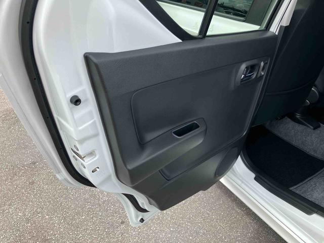 アルトターボＲＳベースグレード　４ＷＤターボ　４ＷＤ　ナビ／ＴＶ／ＤＶＤ／ＢＴ／ＵＳＢ　バックカメラ　ＥＴＣ　オートライト　プロジェクター式ＨＩＤヘッドライト　シートヒーター　アルミホイール　衝突軽減ブレーキ　横滑り防止装置　パドルシフト（千葉県）の中古車