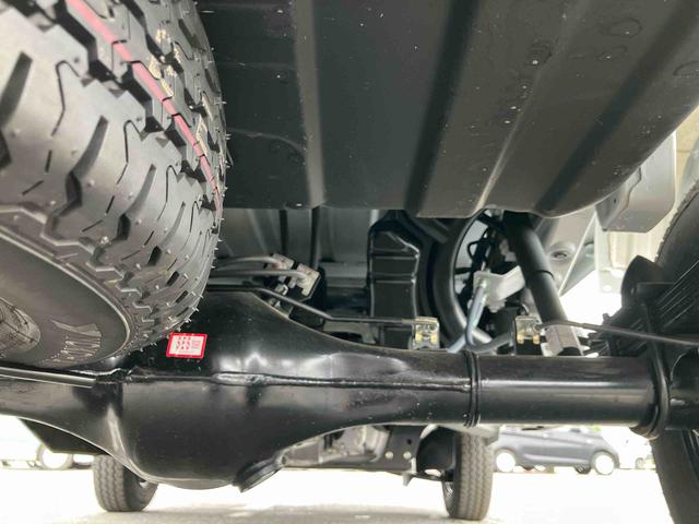 ハイゼットトラックエクストラ　４ＷＤ４ＷＤ　５速ＭＴ　スマートアシスト　前後コーナーセンサー　荷台三方開　荷台作業灯　４枚リーフスプリング　オートライト　電動格納ミラー　パワーウィンドウ　キーフリー　プッシュスタート　バッテリーカバー（千葉県）の中古車