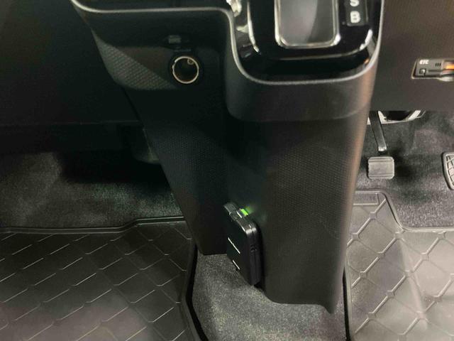 タントカスタムRSセレクション 4WDバックカメラ連動9インチフルセグナビ USB接続 ブルートゥース対応 フロント.リヤドライブレコーダー連動 ETC アダプティブクルーズコントロール 前席シートヒーター 運転席ロングスライドシート(千葉県)の中古車